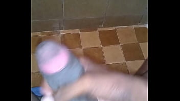 Preview 2 of Hotaravane - Masturbando a Jib&oacute_ia preta e grossa