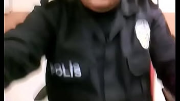 Preview 1 of Dubble Puck - policial