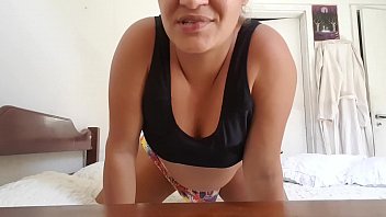 Preview 1 of Xxxdh Vodio - Minha  amiga  Pegou meu Celular e Viu meus videos de Masturba&ccedil_&atilde_o !!!