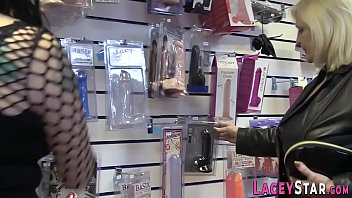 Preview 1 of Teren Bukowno - British toyed in sex store