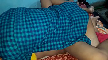 Preview 3 of Arabbabe Sex Com - देसी गर्लफ्रैंड की लेने की पूरी ..