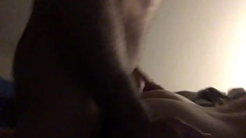 Preview 2 of Xvdeo Sunny - Aquecimento da foda em casa
