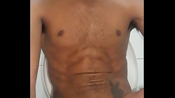 Preview 3 of Crossdresser Tricks - Magrinho delicia batendo uma