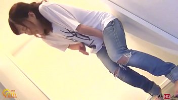 Preview 2 of La Vacca - Japanese Pee Desperation and Jeans Wetting