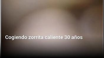 Preview 2 of Mom Son Porn Sleep - Cogiendo zorrita caliente de 30
