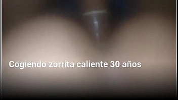 Preview 1 of Mom Son Porn Sleep - Cogiendo zorrita caliente de 30