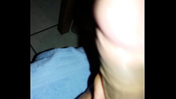 Preview 4 of Hot Stepmom Tin - fazendo nada a&iacute_...