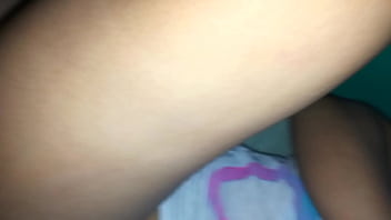 Preview 1 of Indesia Xxx - Mi esposa abierta de piernas