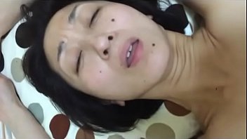 Preview 3 of Xxxx New Nom Hd Vdo - 生まれたままの姿でセックスに没頭する熟年妻美由紀