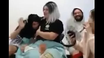 Preview 4 of Beeg Busty Step Mom Step Son - Loirinha Trans colocando morena para mamar no peitinho