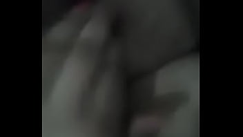 Preview 2 of Xnxx First Night - Amiga a distancia se mete el dedo