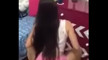 Preview 3 of Free Pissing Vids - Novinha safada dan&ccedil_ando loucamente