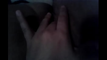 Preview 2 of Big Sweet Xxxx - M&atilde_e solteira se masturbando gostoso