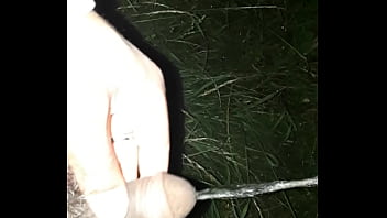 Preview 3 of Seachsikmeyi - Exhausted early morning weak pissing cock