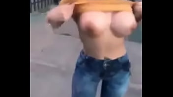 Preview 1 of Sexy Berjin - Street streptease