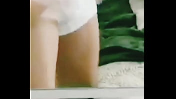 Preview 4 of Yuriko Tojo - YouTuber Bonito da M&iacute_dia volume na cueca