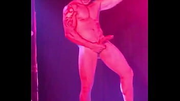 Preview 4 of Fit Van - Lautaro stripper argentino