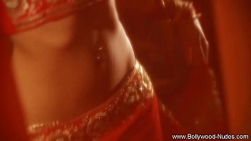 Preview 1 of Seachpek Mal - An Arousing Dance With Bollywood