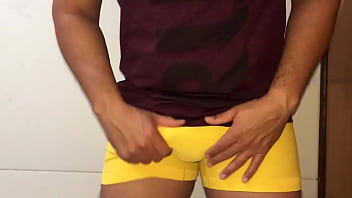 Preview 1 of Brunette Batch - V&iacute_deo de verifica&ccedil_&atilde_o