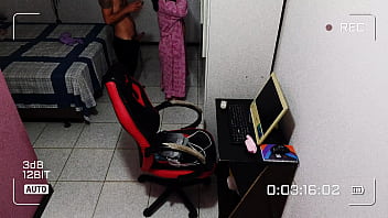 Preview 2 of Crempy Pussy Porn Video - CASADA TRAINDO O MARIDO COM VIZINHO DA CASA AO LADO