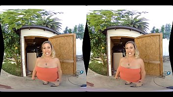Preview 2 of Super Hairy Mom - MilfVR - Jayna Woods - Got Woods?