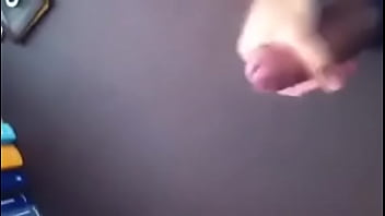 Preview 1 of Cut Mouth - Gozanda r&aacute_pida na mesinha