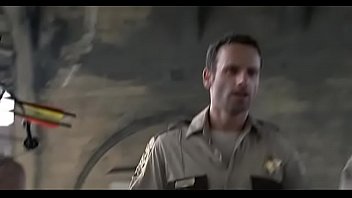 Preview 4 of Sunny Leone Hindi Xnxx - TWD S01E03