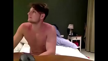 Preview 4 of Wwxxvido2020 - Fitmodelness in bed with friend
