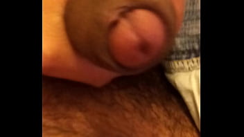 Preview 3 of Keira Ami - hombre masturbandose