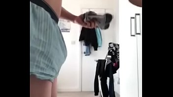 Preview 3 of Xnxx Oil Video - Thay đồ sexy 9