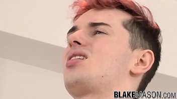 Preview 3 of Hd Sex Brazzer - Amateur UK twink Leo Ocean hammers boyfriend and cumshot