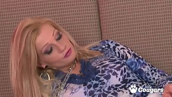 Preview 1 of Mamata Sone Xxx Com - MILF Bella Karina Makes Her Pussy Cream Wearing Only Stockings &amp_ Heels
