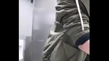 Preview 3 of Japanese Poop Public - Koreano pauzudo gozando gostoso