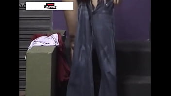 Preview 3 of Fallon Sommeres Seks - Genro pede para sogra trocar de roupa e ficar pelada em v&iacute_deo caseiro