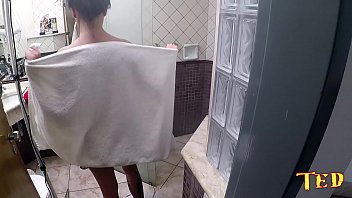 Preview 3 of Gangbang Mia Khalifa - Banho antes da grava&ccedil_&atilde_o da nova estrela porn&ocirc_ entrevistada por Lucaselfie  - Melissa Lisboa - Big Bambu - Higor Negr&atilde_o