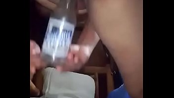 Preview 4 of Lesbian Sara Luvv Sex Hot 2018 - Mon corps et mon vagin seche aime l&#039_hydrat&eacute_