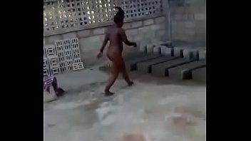 Preview 2 of Xxx Dog Vdo - Mozambican woman working naked