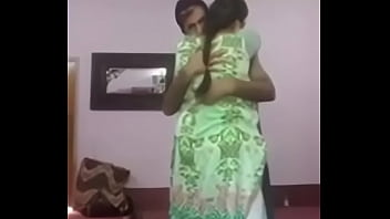 Preview 2 of Sil Pek Xnxx Com - Desi couples in bed room