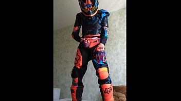 Preview 4 of Sexvideo Somali - MOTOCROSS GEAR MASTURBATION