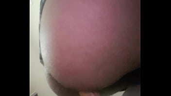 Preview 2 of Vidio Prancis - Dildo en taza