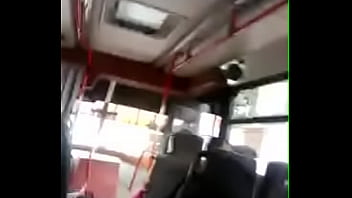 Preview 2 of Phim Net Sex Gai Xinh Phien Dich - Infiel mamando verga en el camion