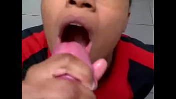 Preview 4 of Riayred - Boquete da gostosa do posto