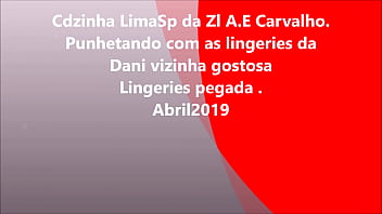 Preview 1 of Gril Sex Whit Animal - Punhetando com as lingeries da minha vizinha Dani de 20 anos Abril 2019