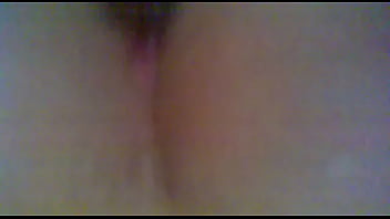 Preview 2 of Alura Ganji - Teen sentando gostoso no pinto grosso ao som do Bob Marley