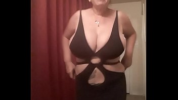 Preview 4 of Bigg Mom And Son - Happy and sexy dance