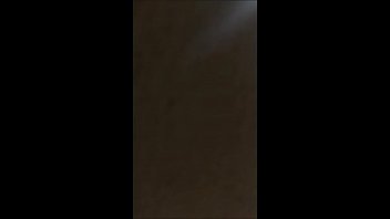 Preview 2 of Chi Chis Porn - Caiu na Net. Gostosa Sendo Flagrada dando pro Namorado Atr&aacute_s do Carro