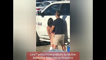 Preview 4 of Chi Chis Porn - Caiu na Net. Gostosa Sendo Flagrada dando pro Namorado Atr&aacute_s do Carro