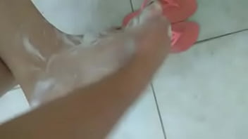Preview 2 of Hidden Cam Piss Squirt - V&iacute_deo de verifica&ccedil_&atilde_o