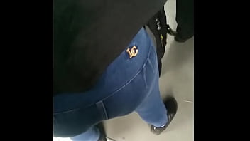 Preview 2 of Jpani Sax Hd - Culoncita en el metro