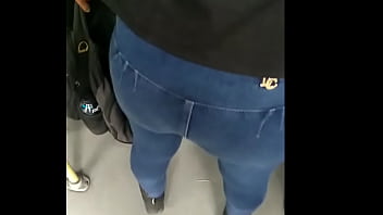 Preview 1 of Jpani Sax Hd - Culoncita en el metro
